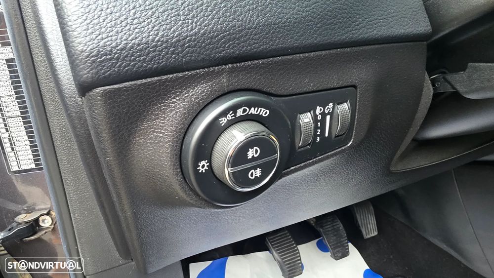 Jeep Compass 1.6 M-Jet Limited - 23