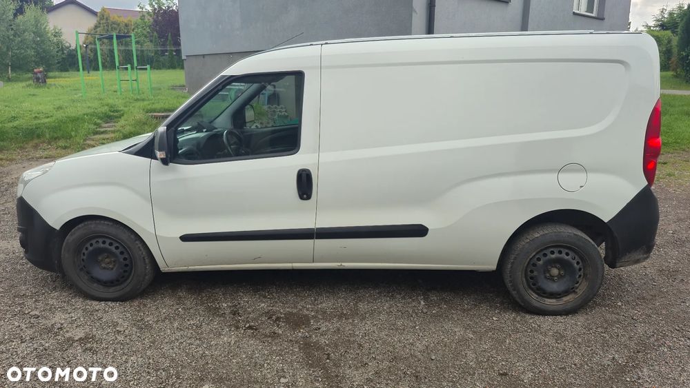 Opel COMBO-D-VAN - 3
