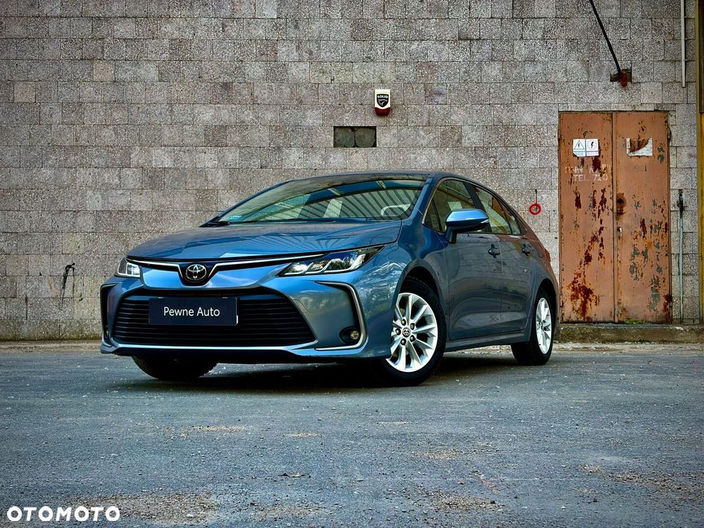 Toyota Corolla - 1