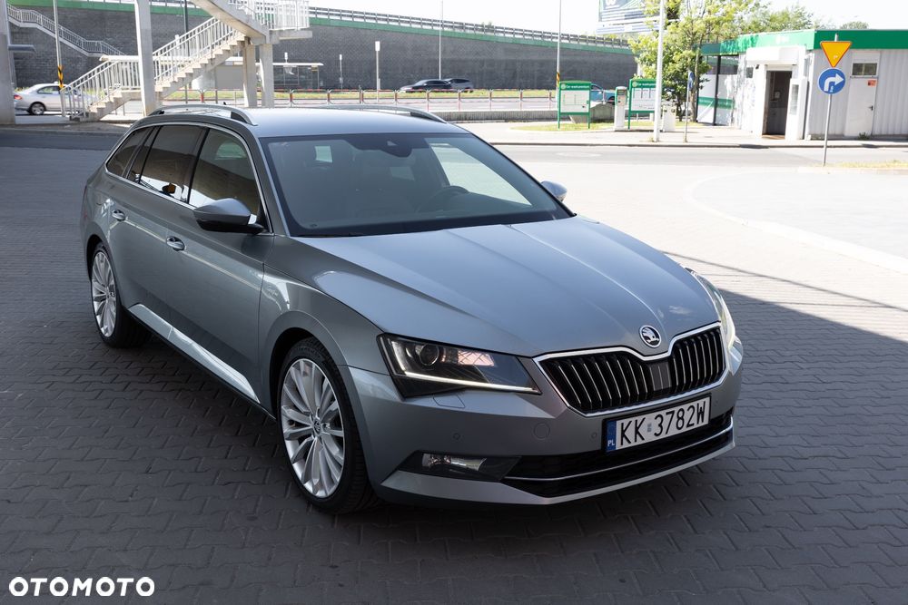 Skoda Superb 2.0 TDI L&K DSG - 9