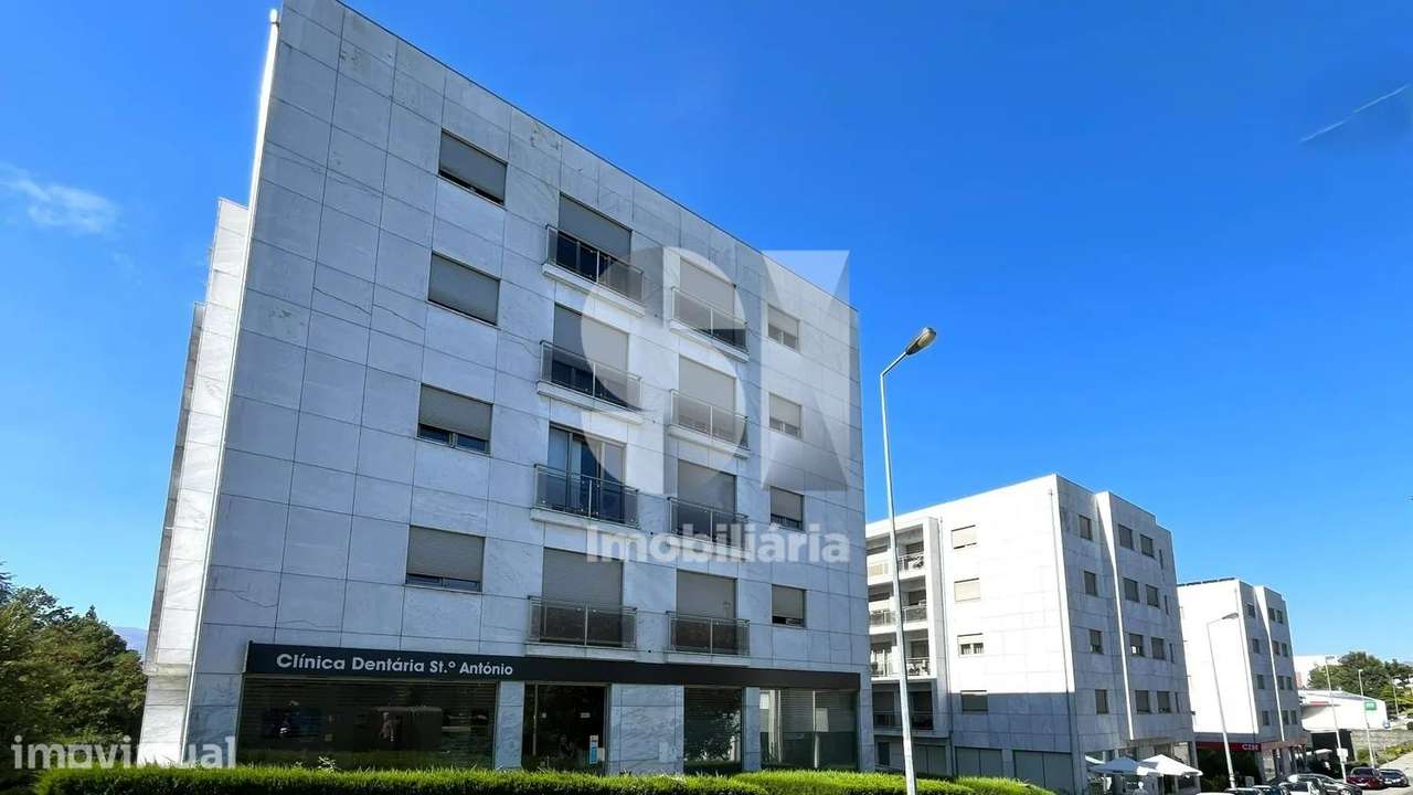 Apartamento T3 junto ao Shopping - Grande imagem: 3/8
