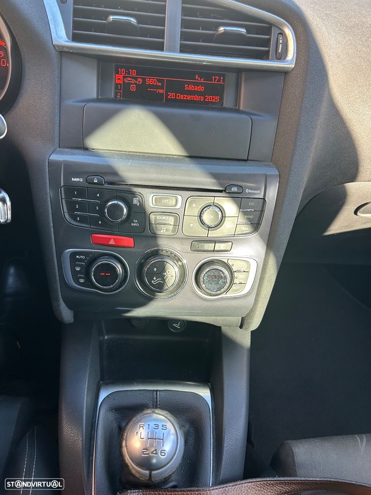 Citroën C4 1.6 HDi Seduction - 9