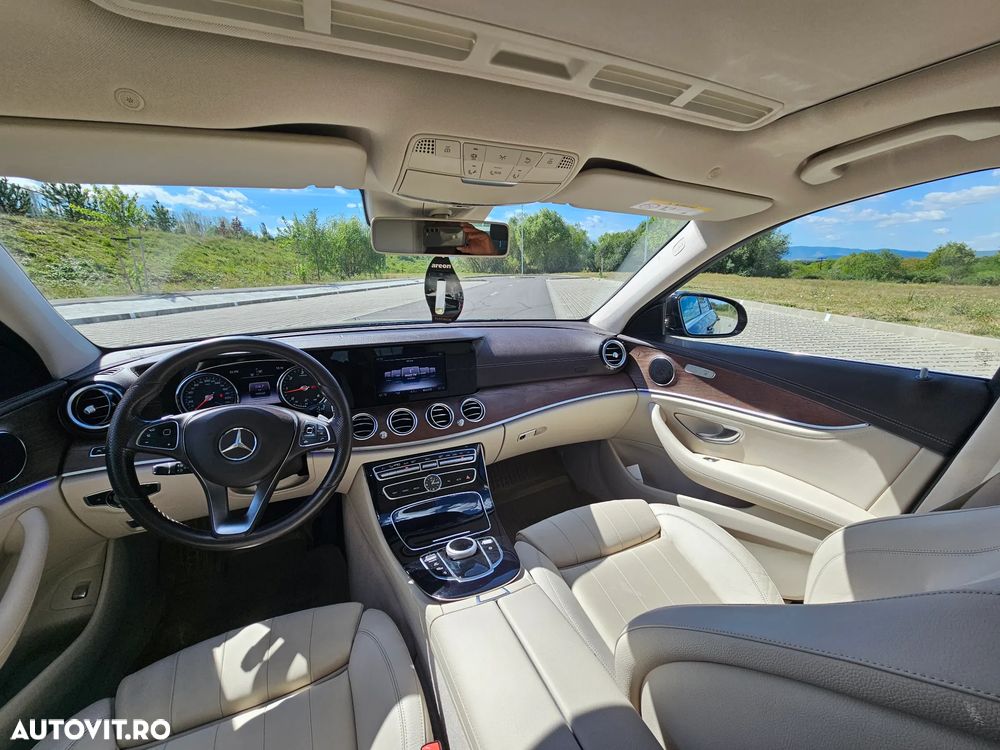 Mercedes-Benz E 220 d Aut. - 16