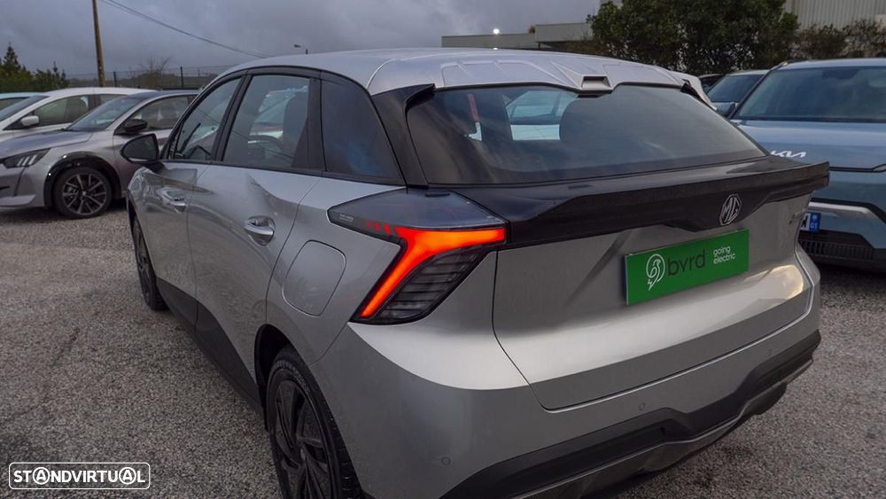 MG MG4 51 kWh Standard - 12