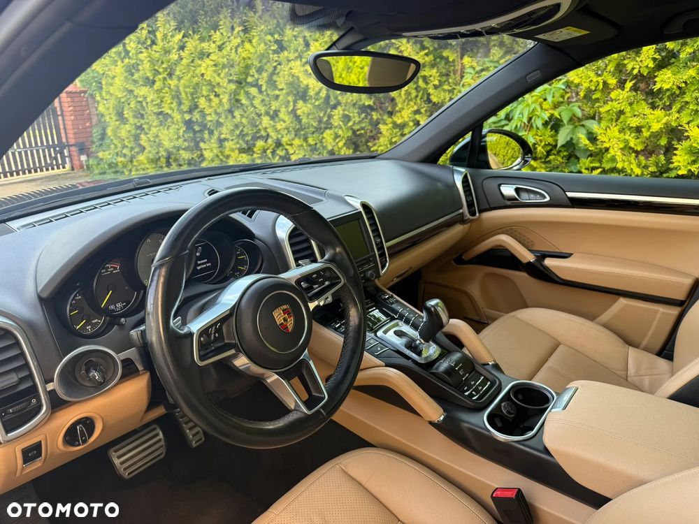 Porsche Cayenne S E-Hybrid - 13