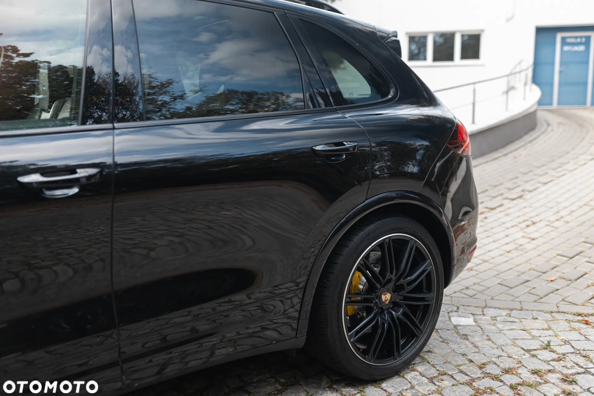 Porsche Cayenne Turbo - 6