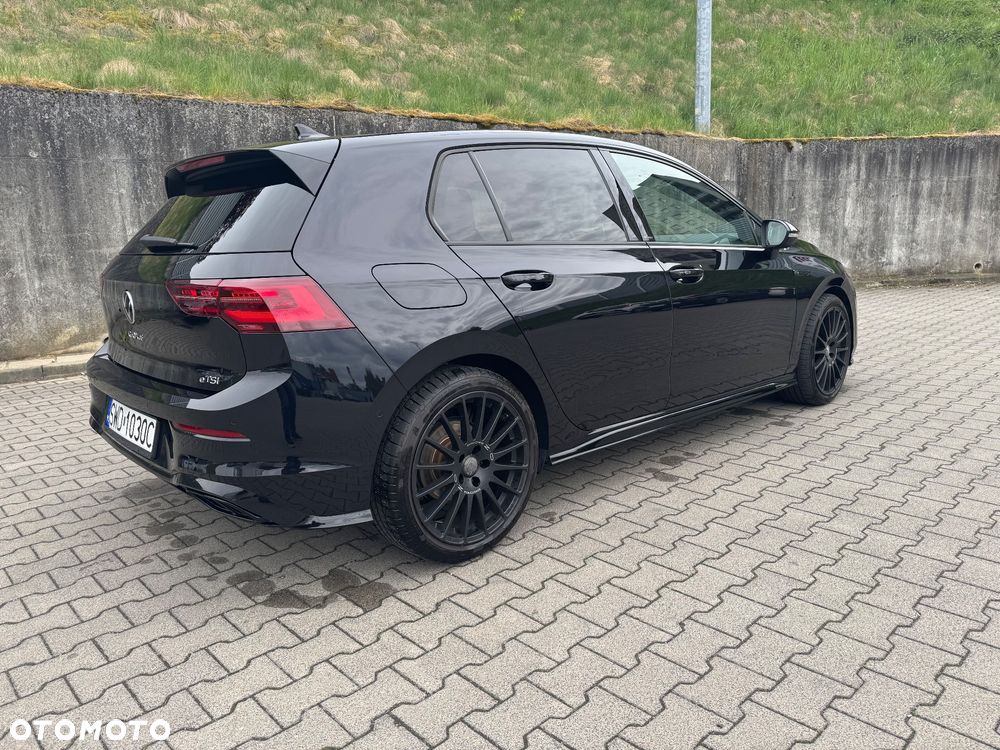 Volkswagen Golf 1.5 eTSI mHEV R-Line DSG - 11