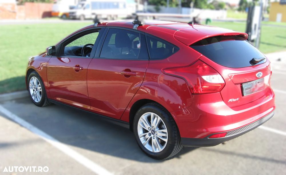 Ford Focus - 1