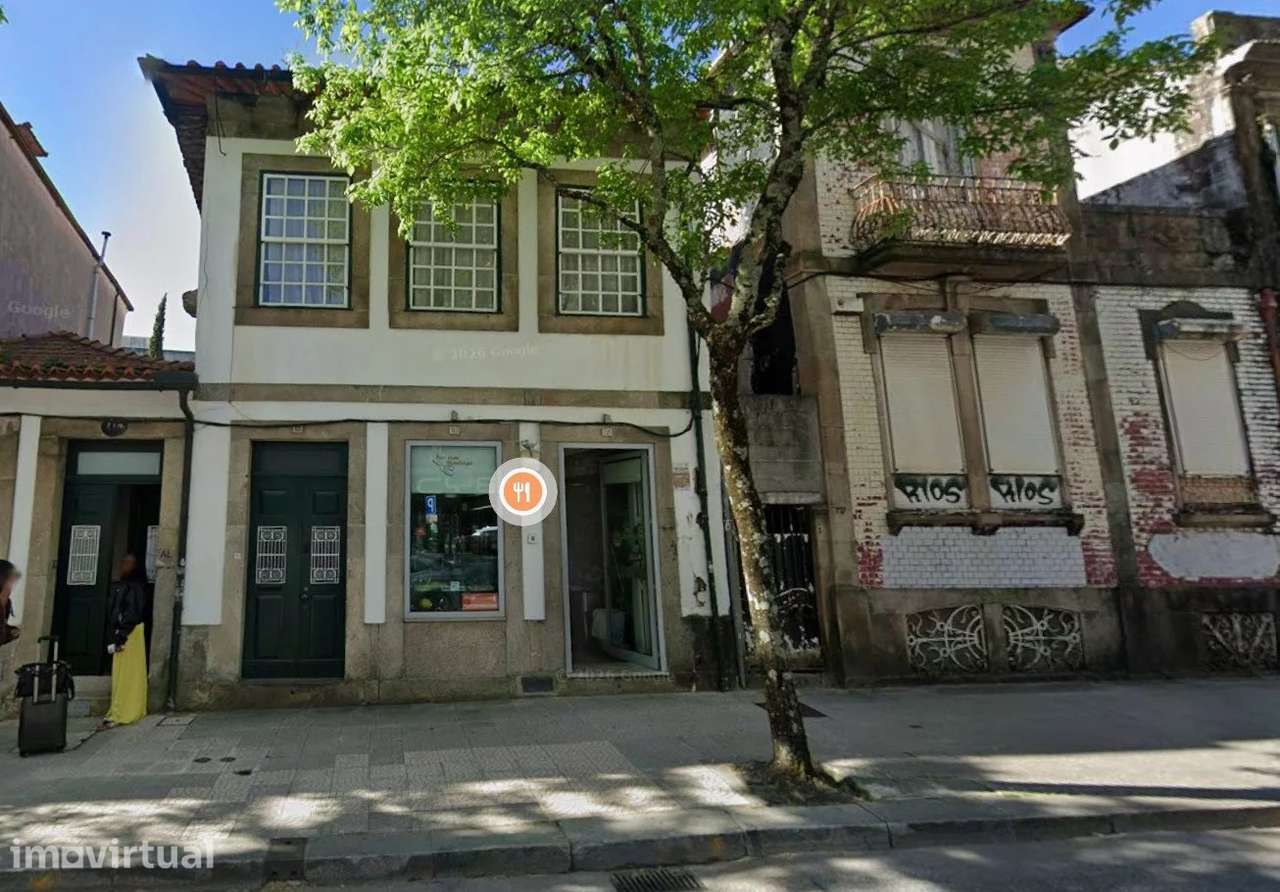 Prédio com 11 divisões à venda no Porto - Grande imagem: 2/27