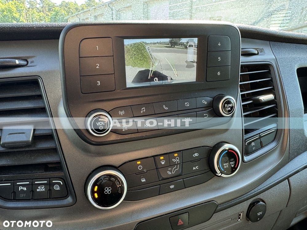 Ford Transit - 8