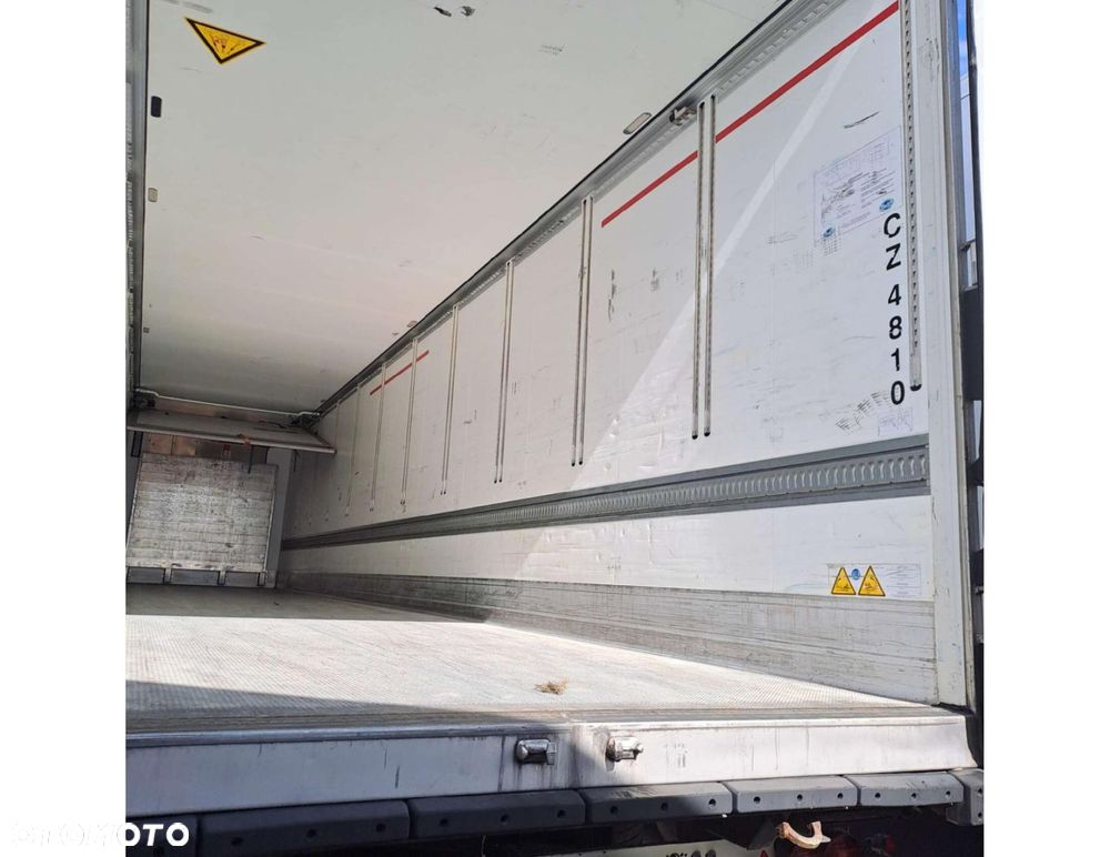 Schmitz Cargobull SKO Double Deck FP 45 ThermoKing SLXi 300 Multitemp - 8