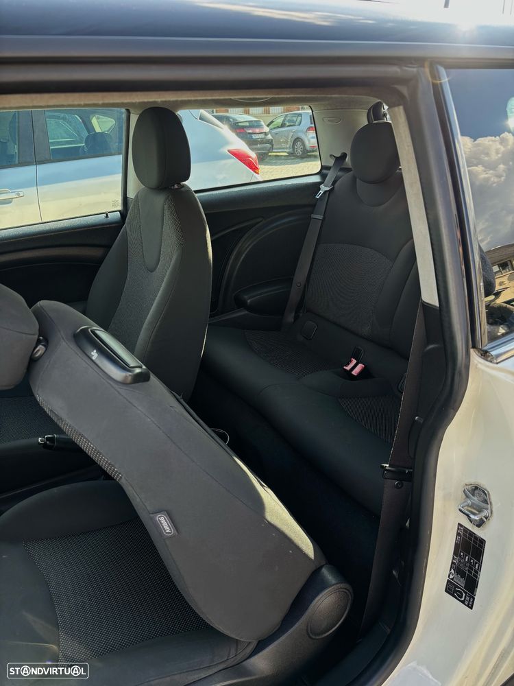 MINI 3 Portas One 1.4 - 8