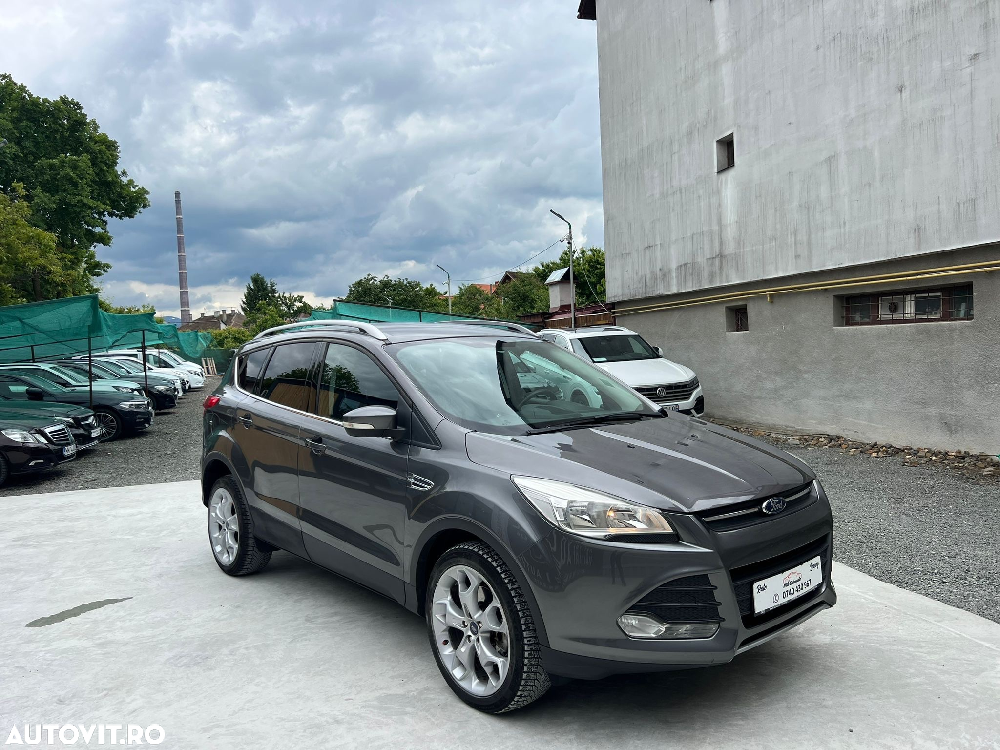 Ford Kuga - 24