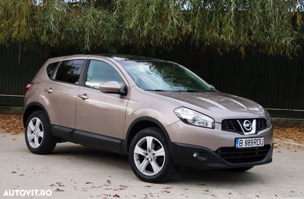 Nissan Qashqai - 2