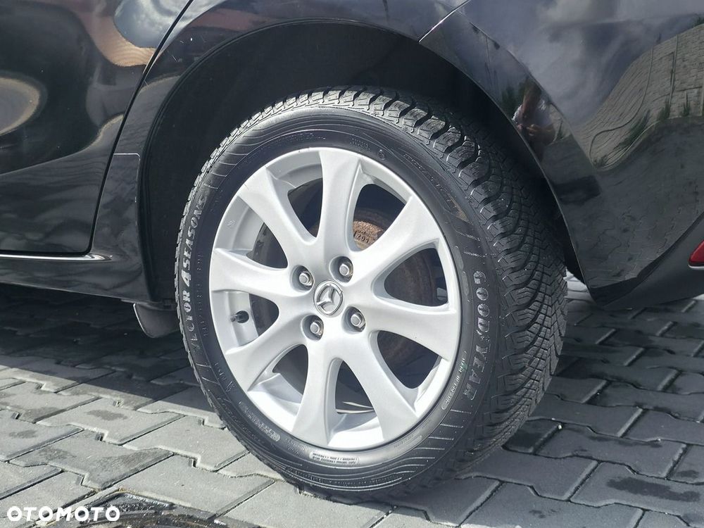 Mazda 2 - 5