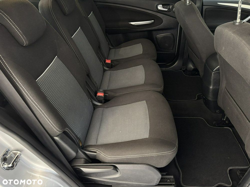 Ford S-Max 2.0 TDCi DPF Titanium X - 21