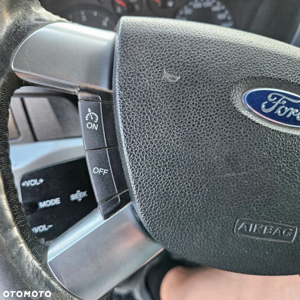 Ford Transit - 24