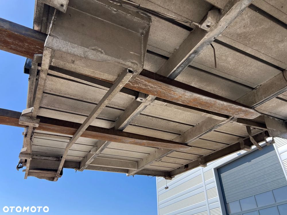 Zabudowa Skrzynia Paka 5,65m Alu Burty - 7