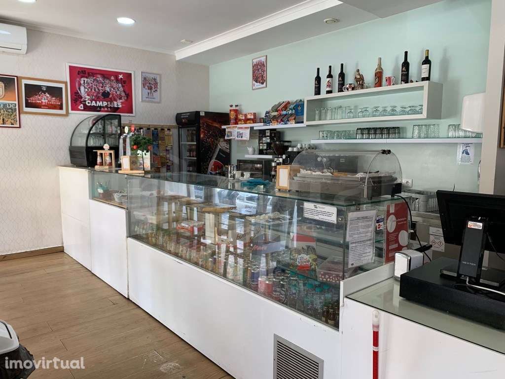 Trespasse Snack Bar / Café / Pastelaria - Oportunidade de Negócio e... - Grande imagem: 2/17