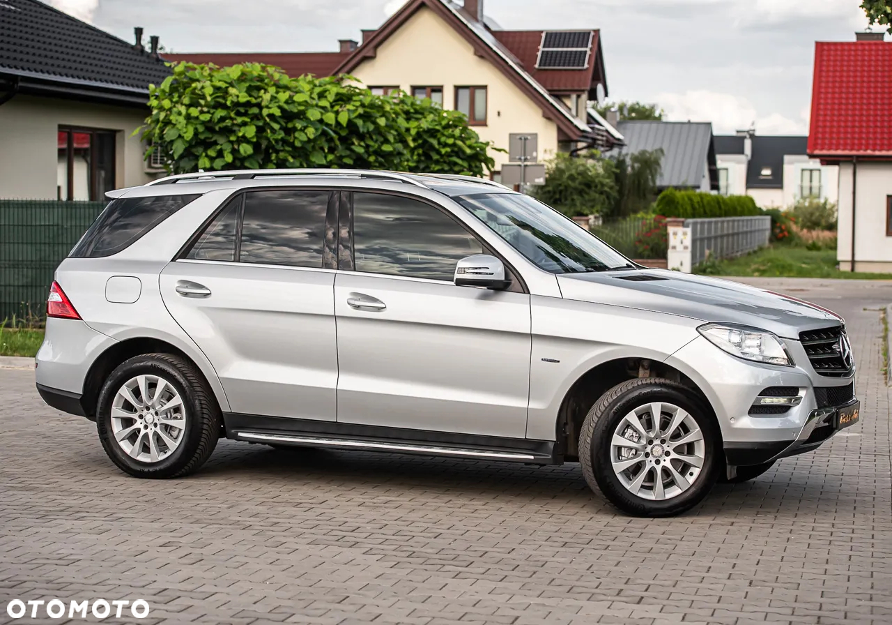 Mercedes-Benz ML 350 BlueTec 4-Matic - 3