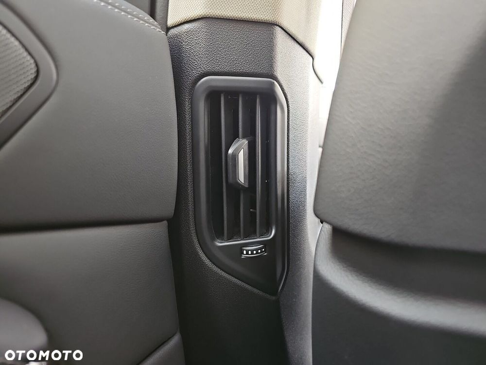 BMW X7 xDrive40d mHEV - 33
