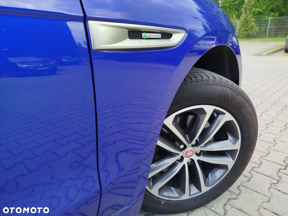 Jaguar F-Pace 2.0 i4P AWD R-Sport - 25
