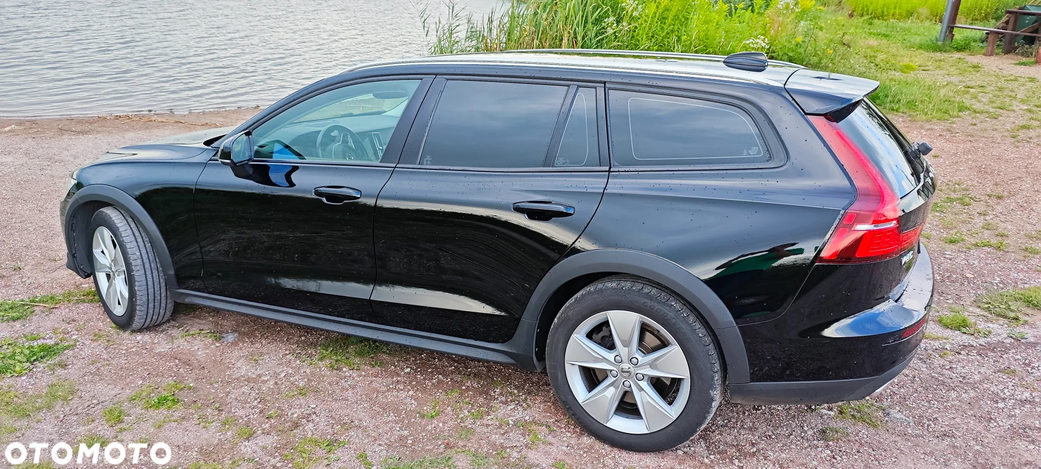 Volvo V60 Cross Country D4 AWD - 16