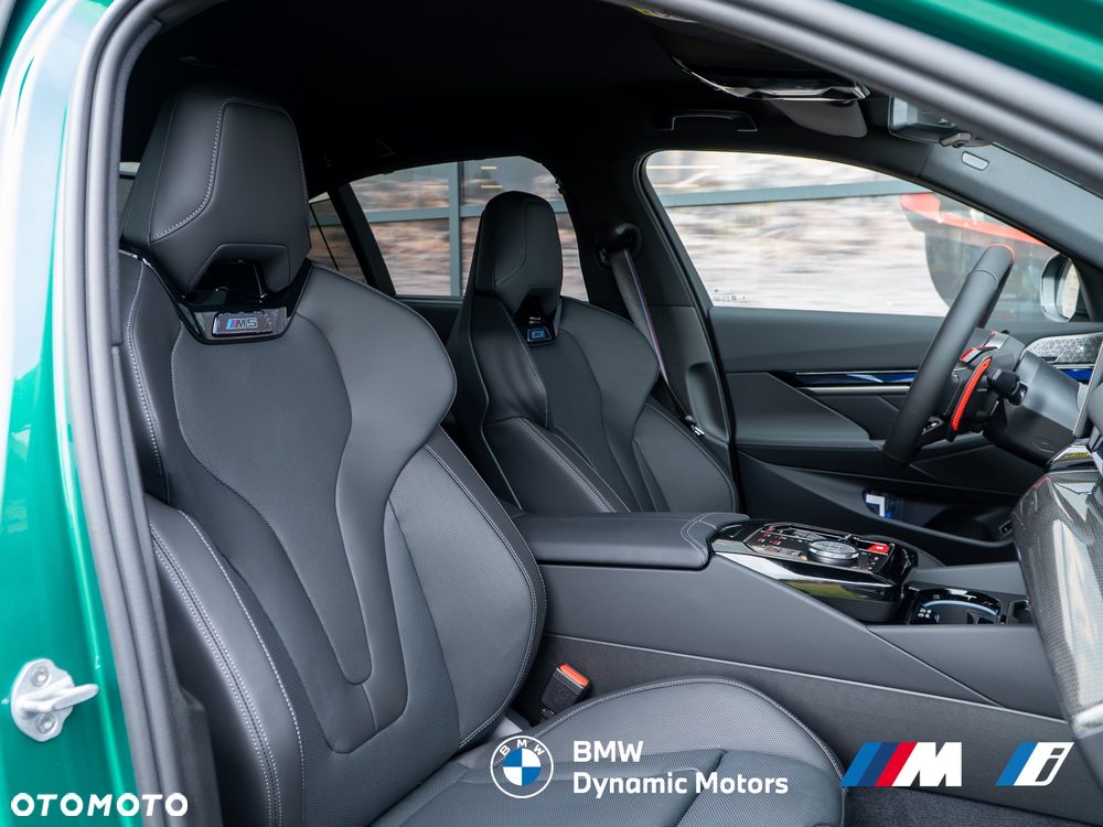 BMW M5 xDrive - 25