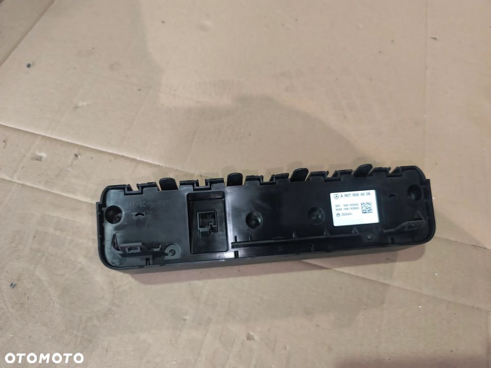 MERCEDES Sprinter W907 Panel nawiewu A9079054006 - 4