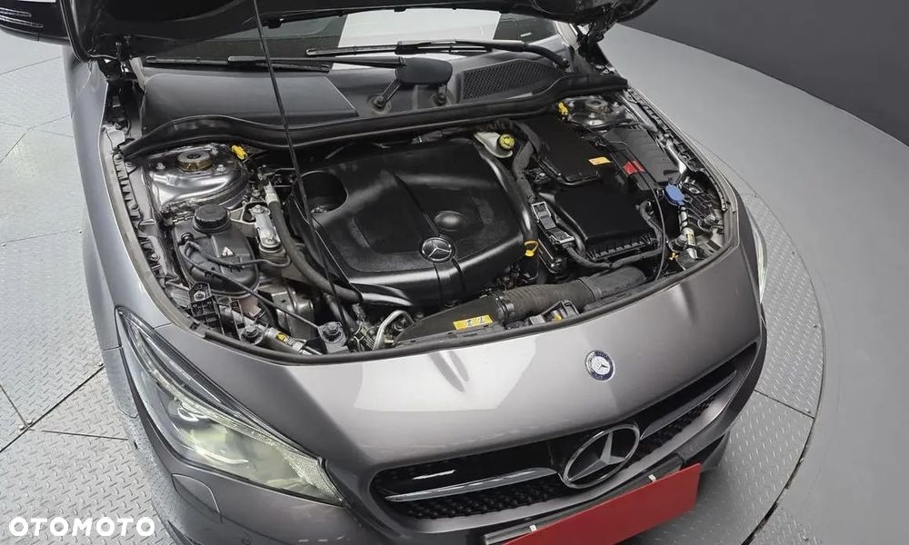 Mercedes-Benz CLA 220 (CDI) d 7G-DCT - 6