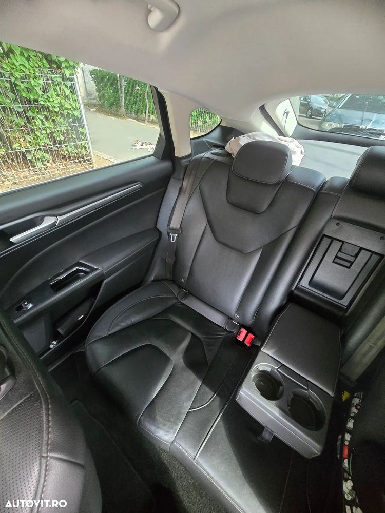 Ford Mondeo - 4
