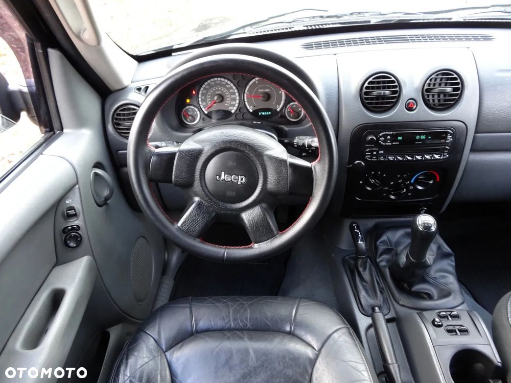 Jeep Cherokee 2.8 CRD Renegade - 19