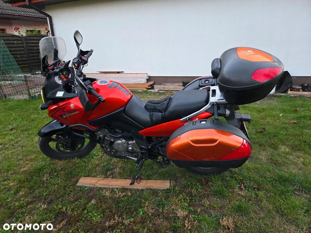 Suzuki V-STROM - 25