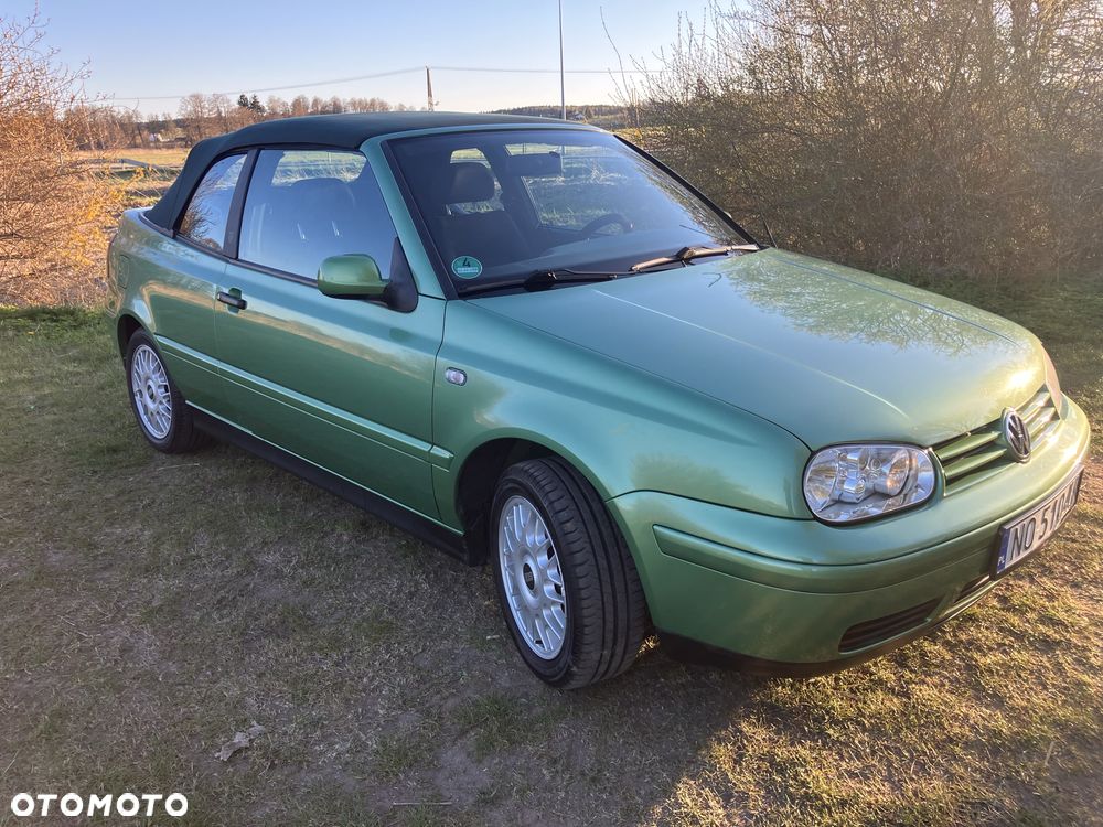 Volkswagen Golf Cabrio - 1
