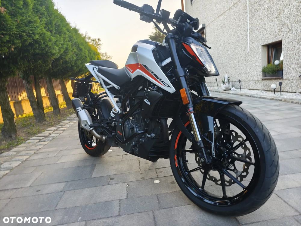 KTM Duke 390 - 13