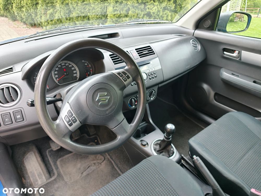 Suzuki Swift - 9