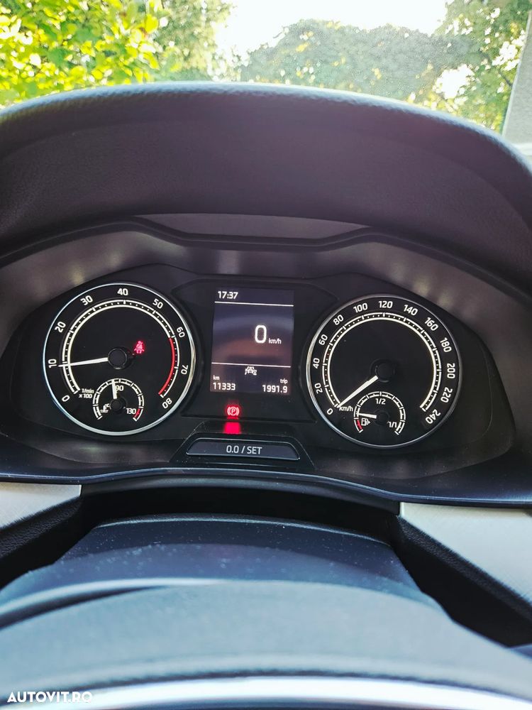 Skoda Kamiq 1.0 TSI Tour - 16