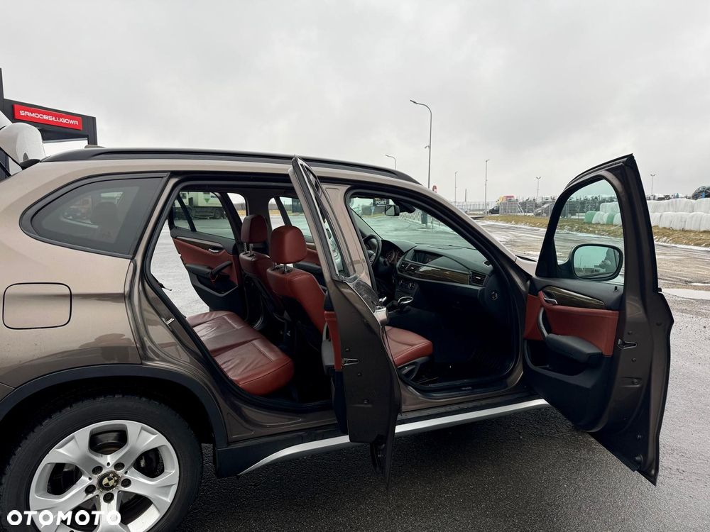 BMW X1 sDrive20d - 13