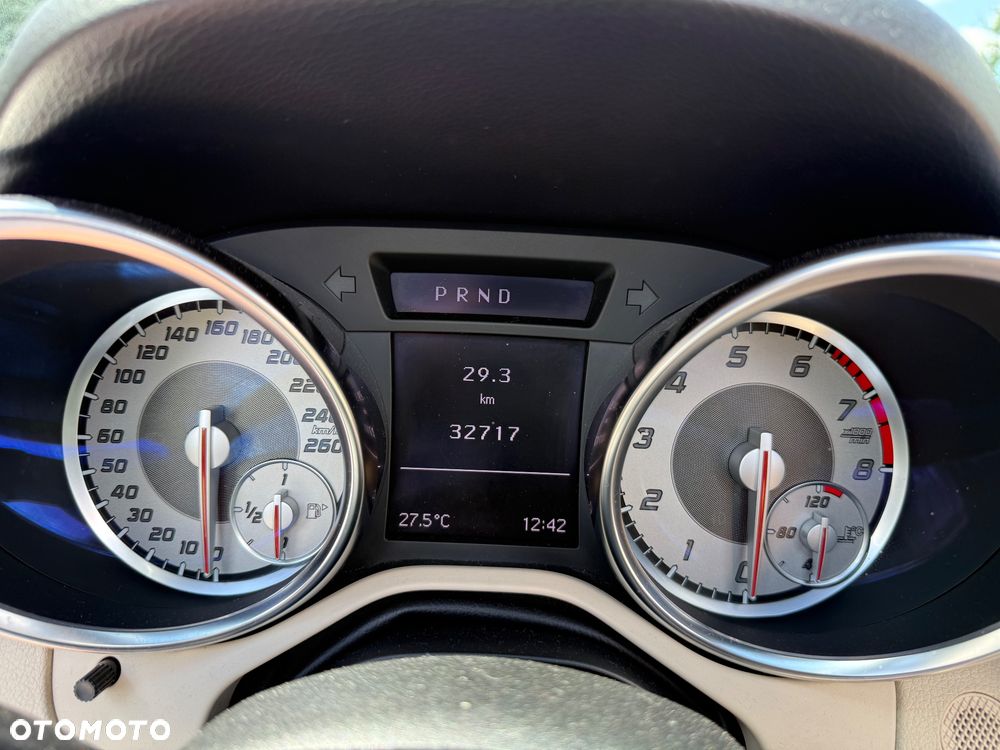 Mercedes-Benz SLK 200 (BlueEFFICIENCY) 7G-TRONIC - 19