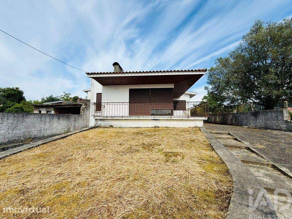 Casa / Villa T3 em Barroselas e Carvoeiro de 162 m2 - Grande imagem: 2/23