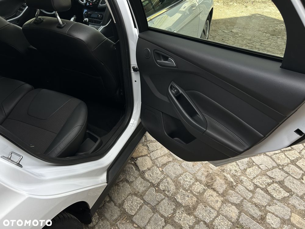 Ford Focus 1.6 EcoBoost Start-Stopp-System Titanium - 18