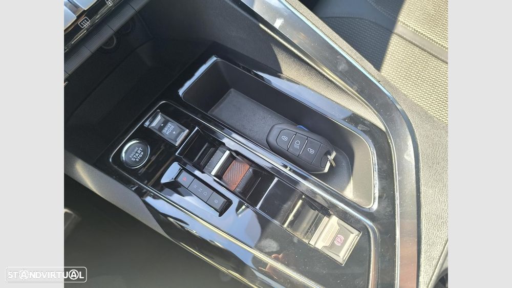 Peugeot 3008 1.6 Hybrid GT e-EAT8 - 12