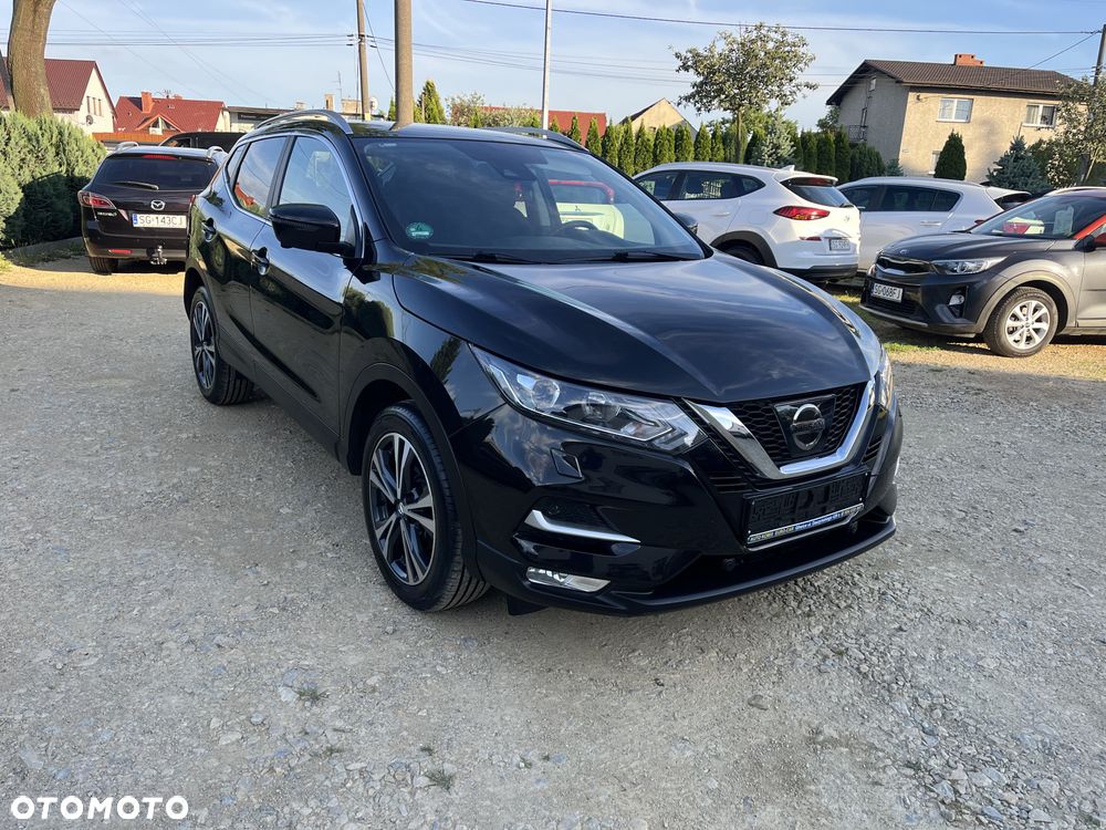 Nissan Qashqai 1.6 DIG-T N-Connecta - 2