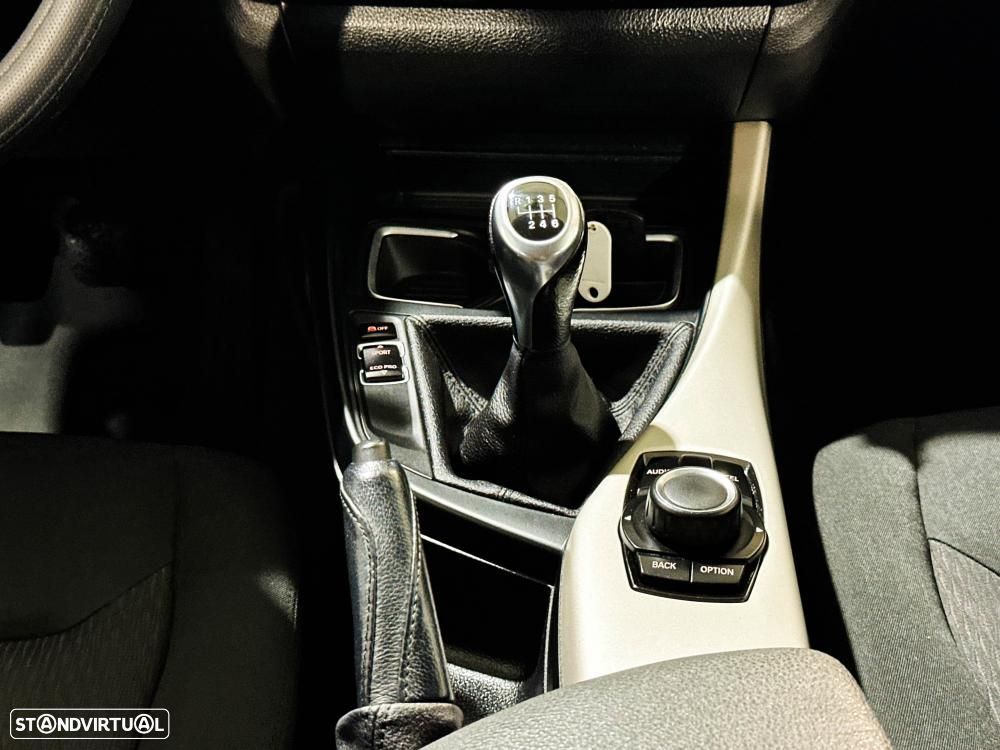 BMW 116 d Line Sport - 24