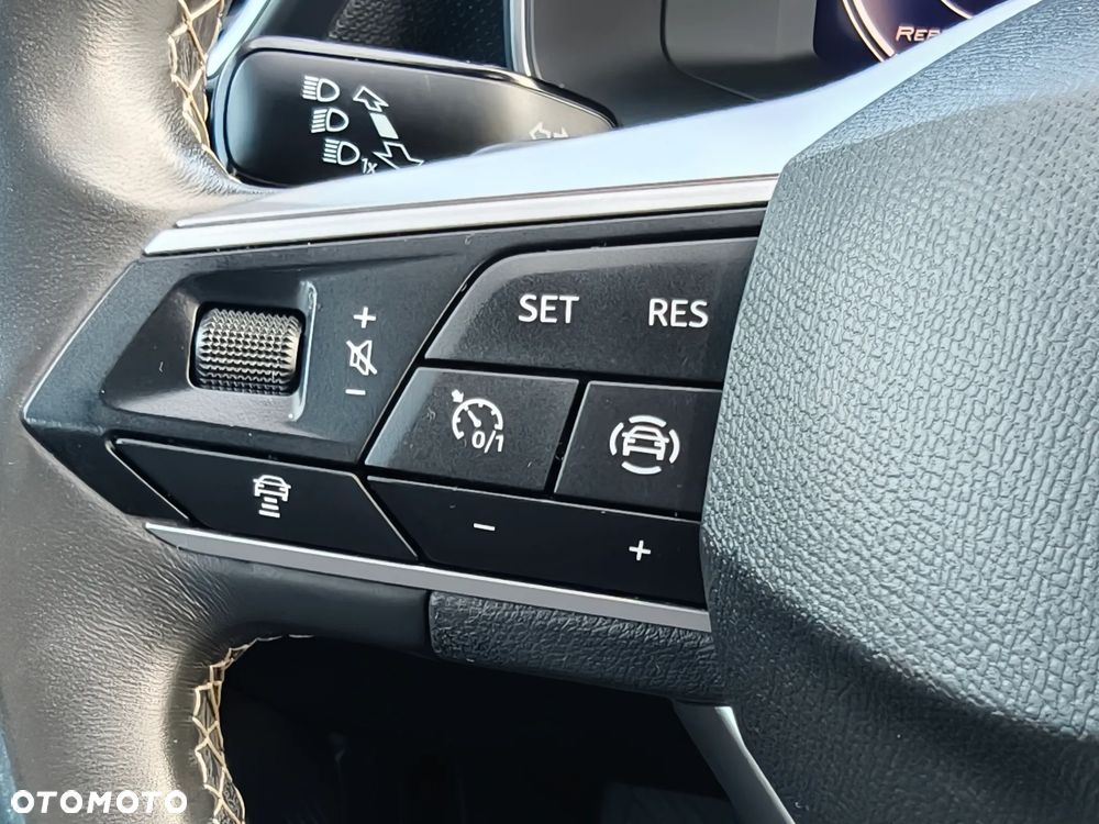 Seat Leon 2.0 TDI DSG Xcellence Plus - 36