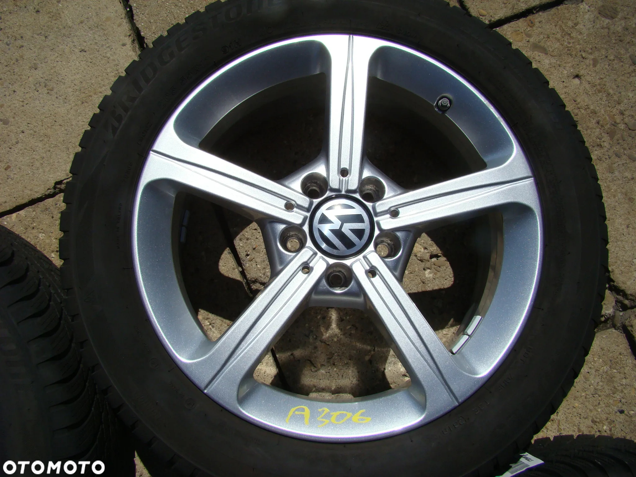 a306 5x112 VW Passat B7 B8 Beetle Jetta Touran Caddy 6,5jx17 zima 205/55 - 5