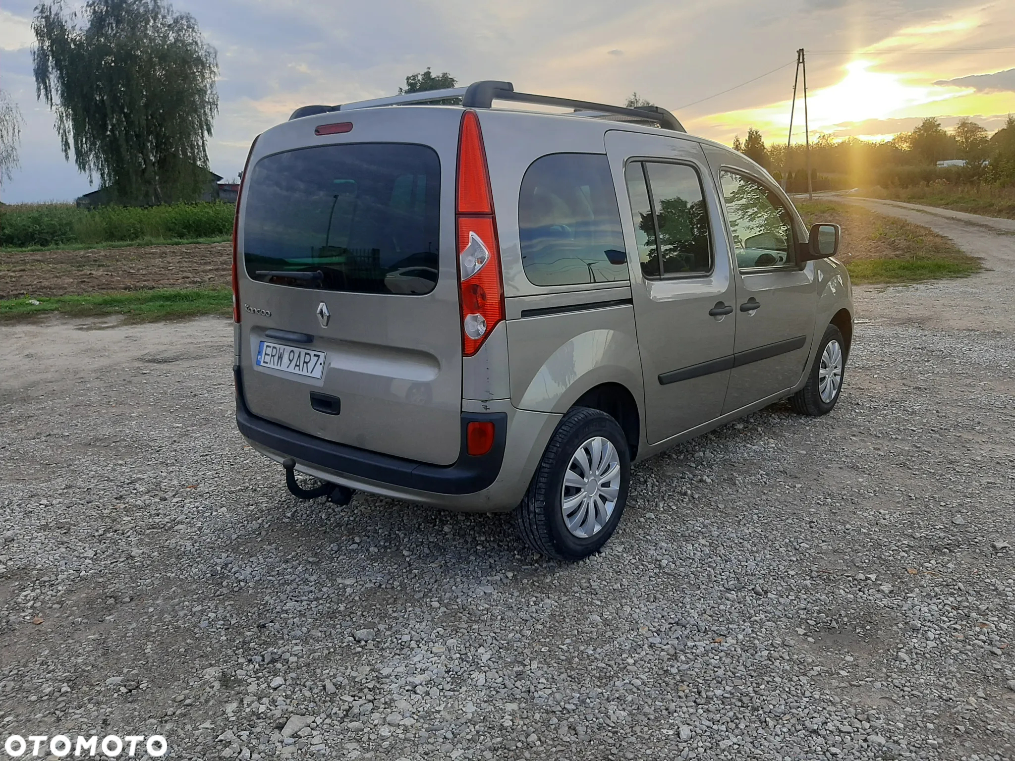 Renault Kangoo 1.6 16V 105 Expression - 9
