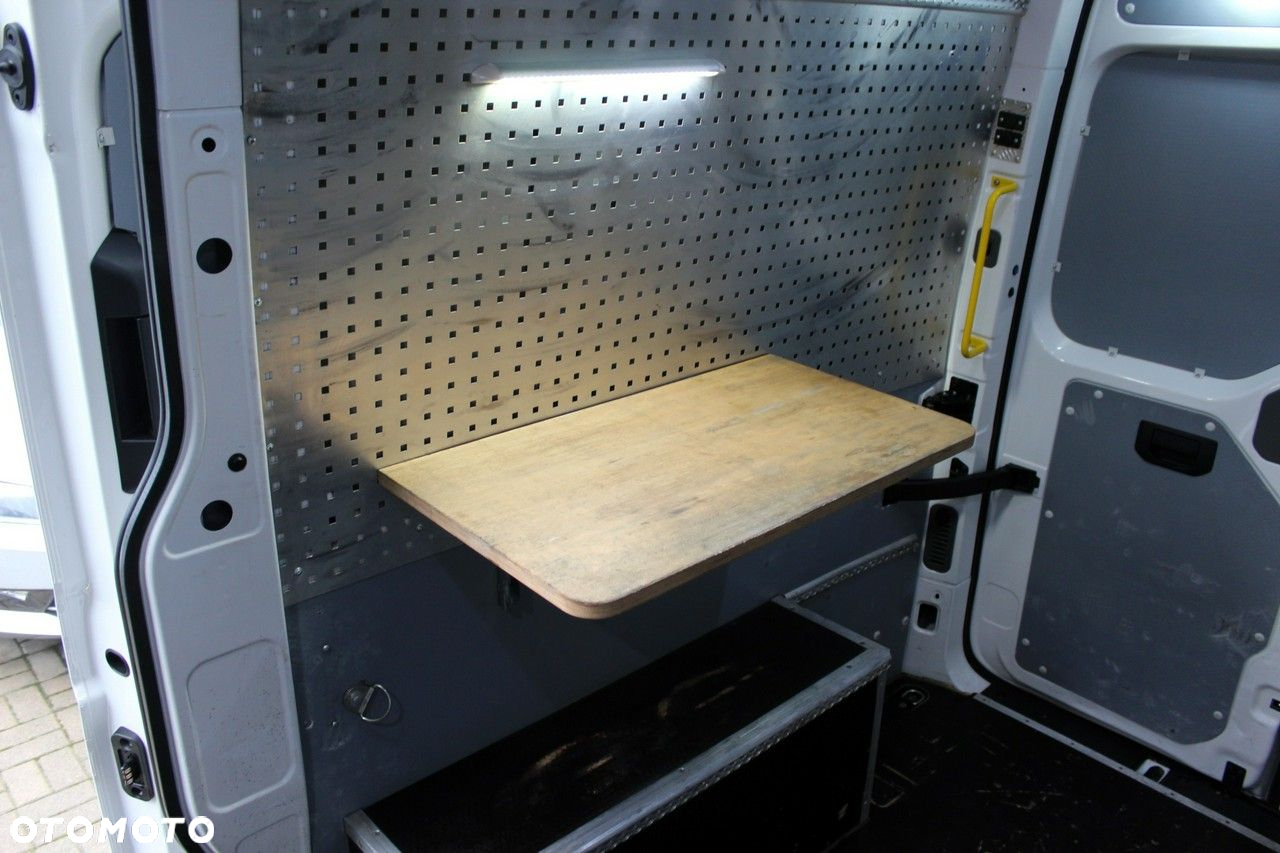 Volkswagen Crafter - 10