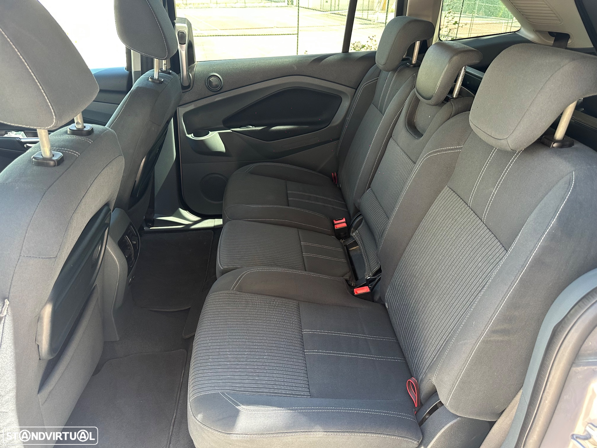 Ford Grand C-Max 1.6 TDCi Titanium - 5
