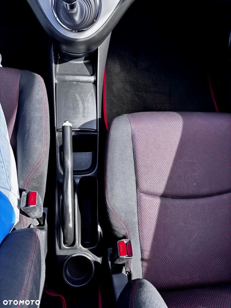 Honda Civic 1.6i Sport - 20